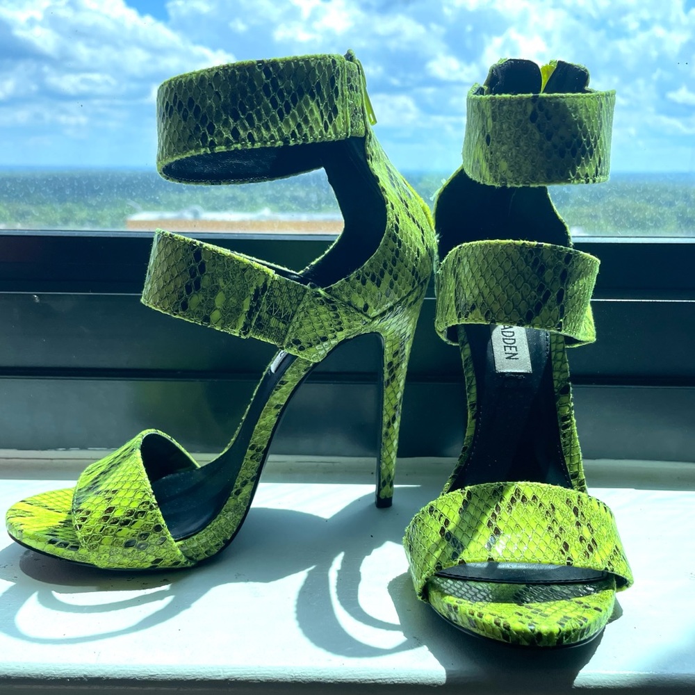 Steve Madden “Mira” Heels Sz.7